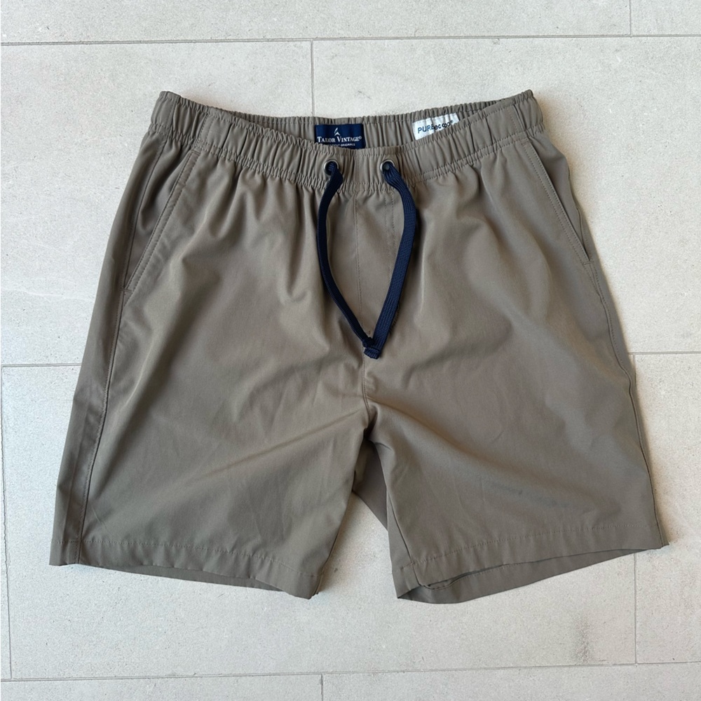 Men's Tailor Vintage Mens Shorts Size Medium with Navy Drawstring